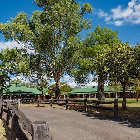 روما Overlander Homestead Motel المظهر الخارجي الصورة